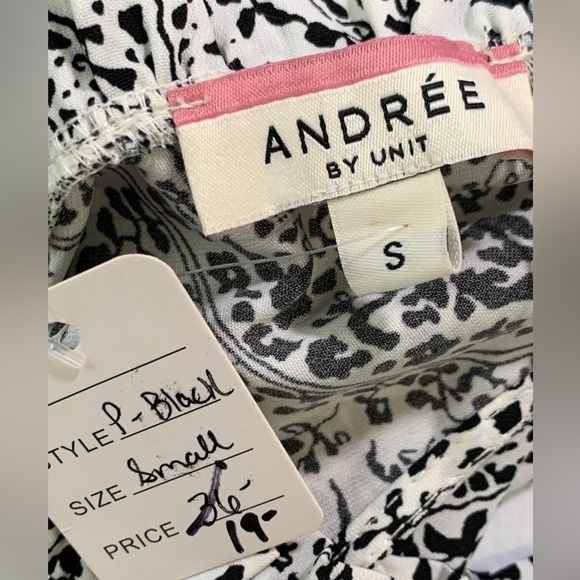 Nwt Andree by Unit Babydoll Sleeveless Blouse High Neckline Tie-Back Closure - Picture 6 of 10